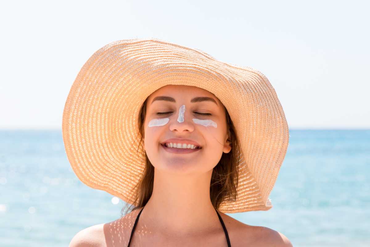 Don’t Get Burned! Sun, Sand, and Skincare Tips for Smart Travelers